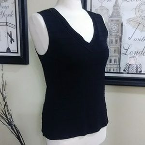 Cable and gauge v-neck sleeveless top